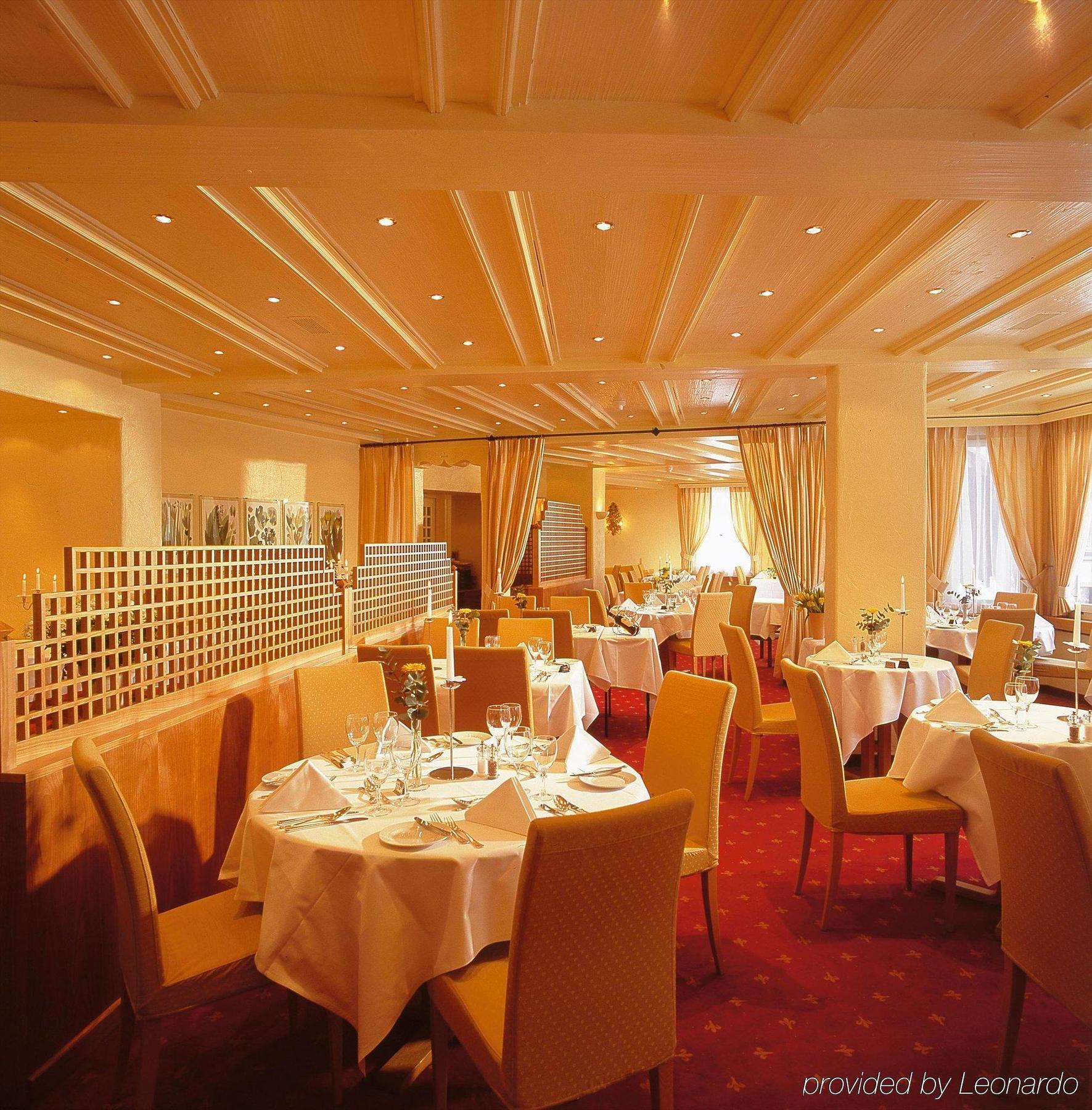 Kongress Hotel Давос Ресторант снимка